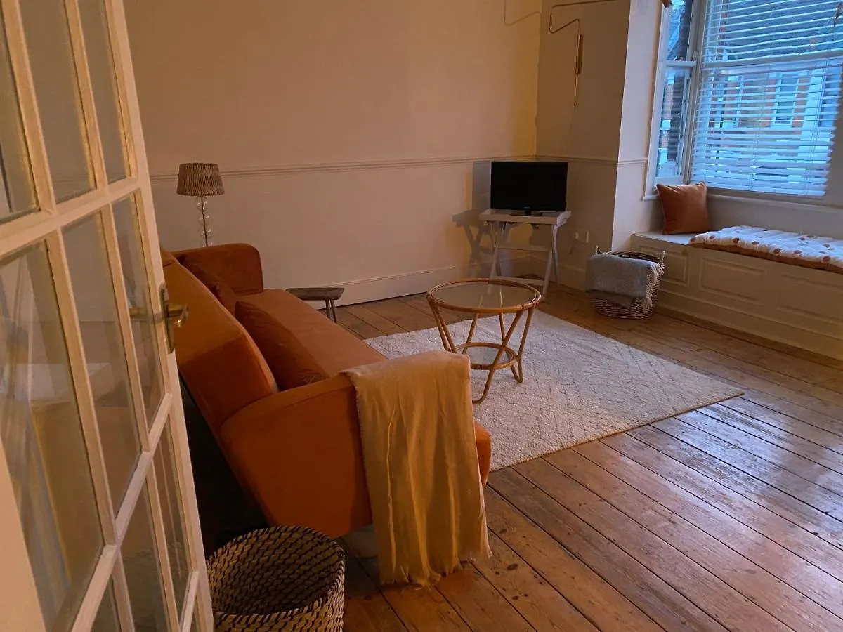 Stylish Apt London Excel Olympic Close To Station Apartment 0*,