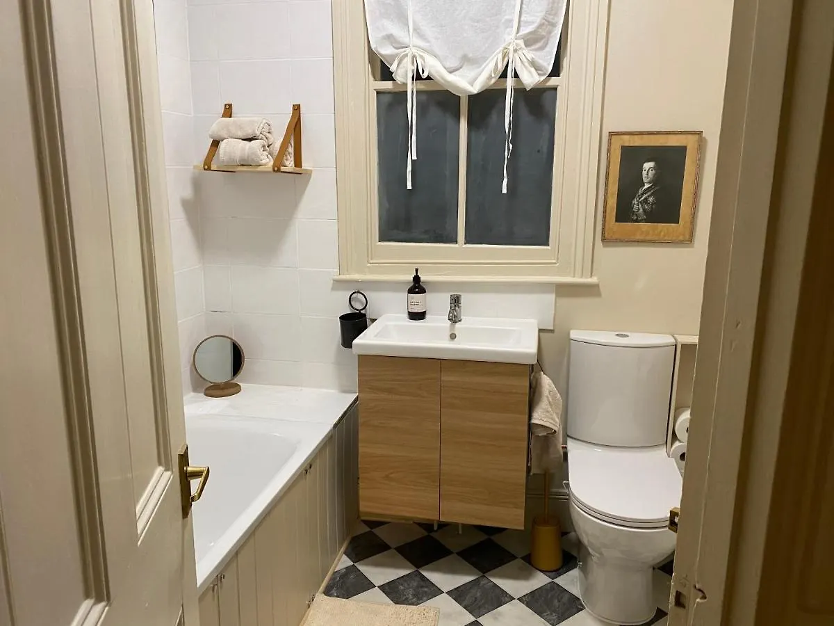 Stylish Apt London Excel Olympic Close To Station Apartment 0*,  United Kingdom