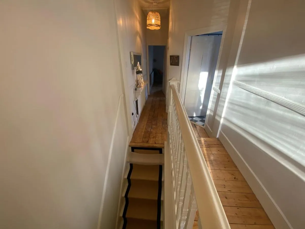 Stylish Apt London Excel Olympic Close To Station Apartment 0*,